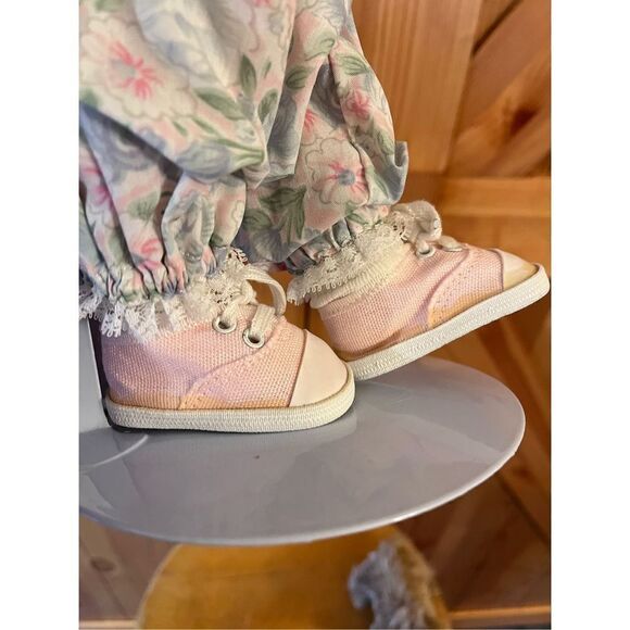 “Jennifer” Hamilton Collection Porcelain Dolls. Vintage. Little Girl And Dog. - Picture 9 of 9